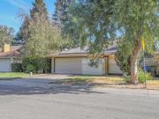 462 De Mar Dr, Sacramento, CA 95831 | Compass