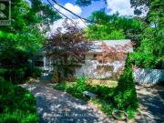 463 DRUMMOND ROAD