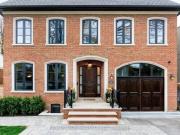 4673 Dundas Street W