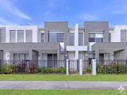 4/6 8 South Bay Drive, Varsity Lakes, QLD 4227