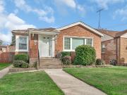 46 E Brayton St, Chicago, IL 60628 | Compass