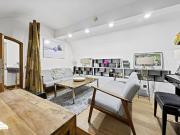 4721 Location Maison 10 pièces 380 m² Paris 75...
