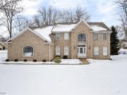 477 Misty Ln, Akron, OH 44321