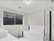 47 Eagleridge Promenade, Tarneit VIC 3029