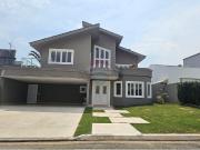 480.00 Área Útil Casa Alugar, 4 Ambientes localizado em...