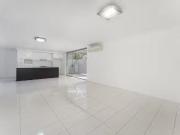4/80 84 New Dapto Road, Wollongong, NSW 2500