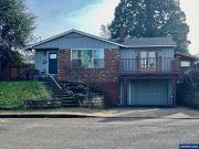 480 Ohmart Ave SE, Salem, OR 97302