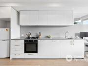 4/81 Palmerston Cres, South Melbourne