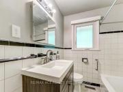 482 Nipigon Street #Main