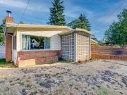 4835 ne alberta ct