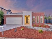 48 Breasley Parkway, POINT COOK, VIC 3030