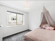 Renovated 2 Bedroom Moments from St Kilda beach