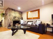48xx MCKEE PLACE