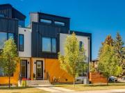 4905 16 Street Sw, Calgary, AB, T2T 2T2 townhouse for...