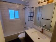 4907 114B St NW Edmonton, AB 4 Bedroom Apartment for...