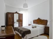 49226 Quarto com cama de casal em casa com 4.