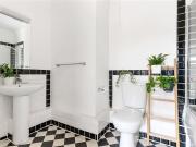 495,000 | 63 Grand Canal Wharf, South Dock Road,...