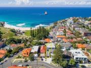 Contemporary Beachside Luxury With Awe Inspiring Views...