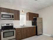 49 Park Street 2 Kitchener ON N2G 1M4 2 Bedroom... 49 Park Street 2 Kitchener ON N2G 1M4 2 Bedroom...