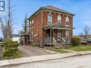 49 Turner Crescent, St. Catharines Oakdale, ON, L2P 2H8... 49 Turner Crescent, St. Catharines Oakdale, ON, L2P 2H8...