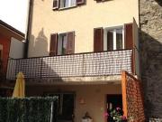 4 1/2 Zimmer Dorfhaus mit Sitzplatz / casa di 4 1/2...