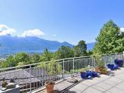 4 1/2 Zimmer Luxuswohnung mit Terrasse und Garten mit...