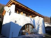 4 1/2 Zimmer Villetta mit Pool und grossem Umschwung / 4...