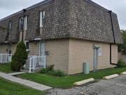 4 153 Limeridge Road W