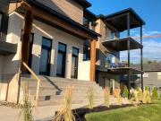 4 1 2 style condo
