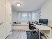 4 233 E 6TH STREET, North Vancouver, BC V7L 1P4...