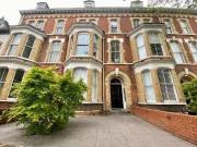 4, 25 Ulsterville Avenue