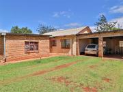 4.3 ha Farm in Rietfontein