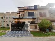4.5 Marla Ultra Modern House For Sale N Block Khayaban e...