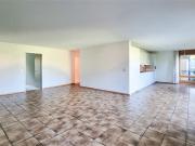 4.5 Zi. Wohnung, ruhige Lage, angrenzend an...