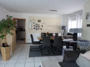 4,5 Zimmer Eigentumswohnung mit Balkon und Garage