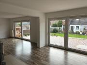 4.5 Zimmer, Terrasse, Garten & Garage in Mahndorf