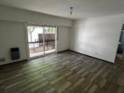 4 AMBIENTES CON COCHERA | PATIO | BALCON | AV. CASEROS y...