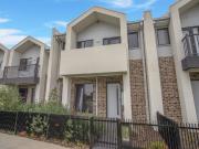 4 Ansons Walk, Werribee