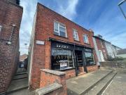 4 bed 1st Floor Flat to rent in Chichester West Sussex,...
