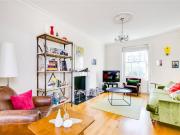 4 bed 1st Floor Flat to rent in Kensington And Chelsea,...