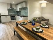 4 bed 1st Floor Flat to rent in Plymouth Devon, PL4,...