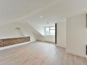 4 Bed 2 Bath flat on Haydons Road, Wimbledon, SW19