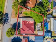 4 Bed 2 Bath on HUGE BLOCK Facing Park