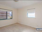 4 Bed 2 Bath Townhouse in Applecross