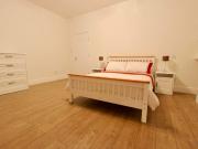 4 Bed, 2 Bathroom House. N22 Wood Green Bounds Green....