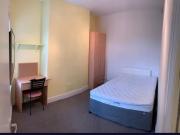4 Bed Apartment Available in Prime Fallowfield