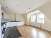 4 bed Apartment to rent in London Camden, NW6, from...