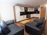 4 bed Apartment to rent in Sheffield South Yorkshire,...