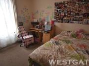 4 Bed Blenheim Road, Town