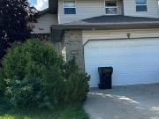 4 Bed + Den 3 Bath House/garage/country Club West Avail...